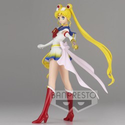 Figura Super Sailor Moon...